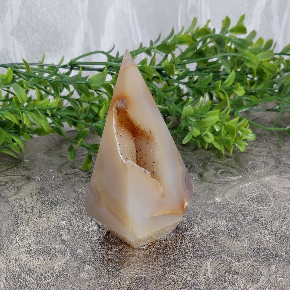Elegant Agate Geode Home Accent